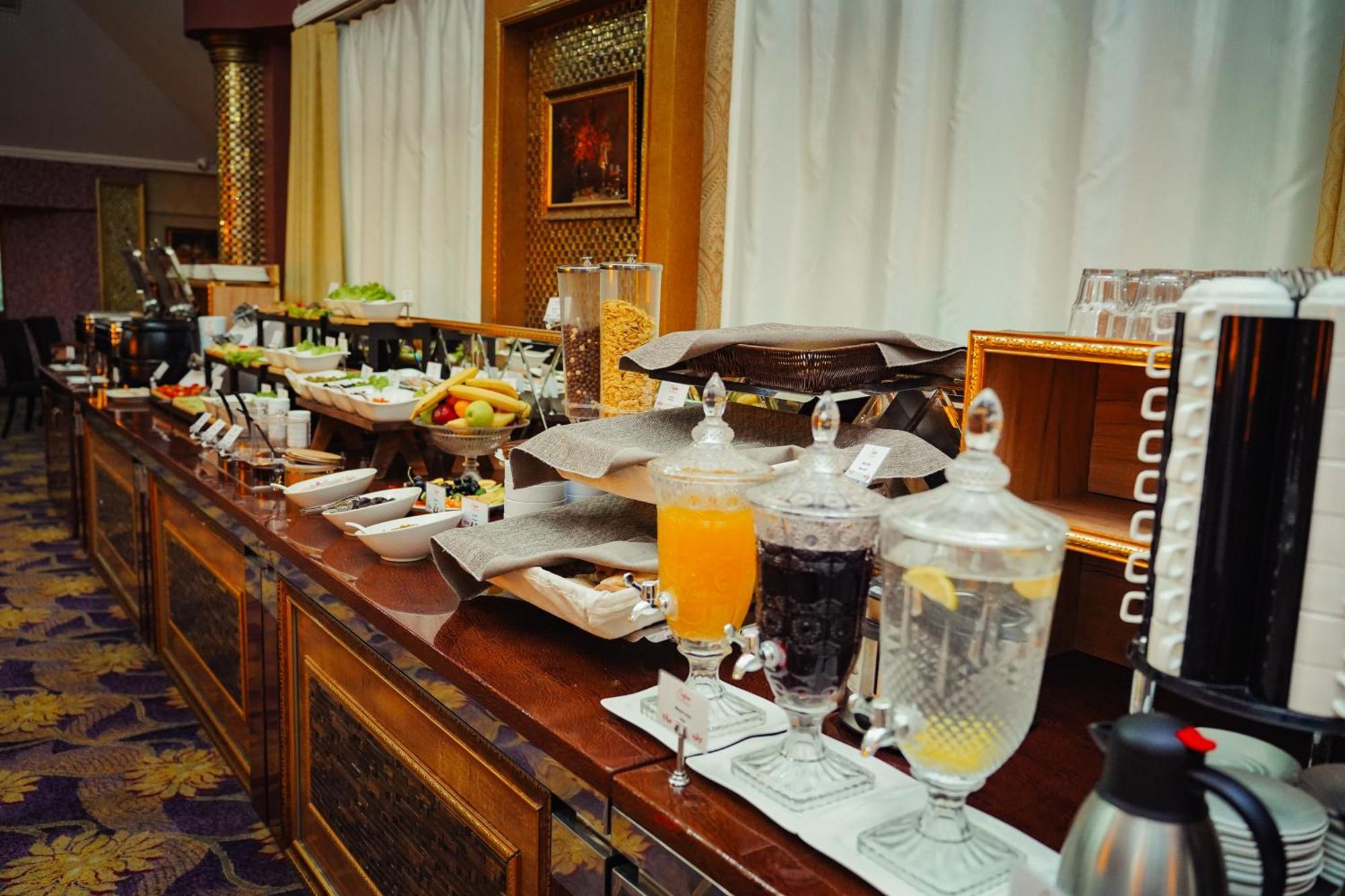 Safran Hotel Baku Ngoại thất bức ảnh