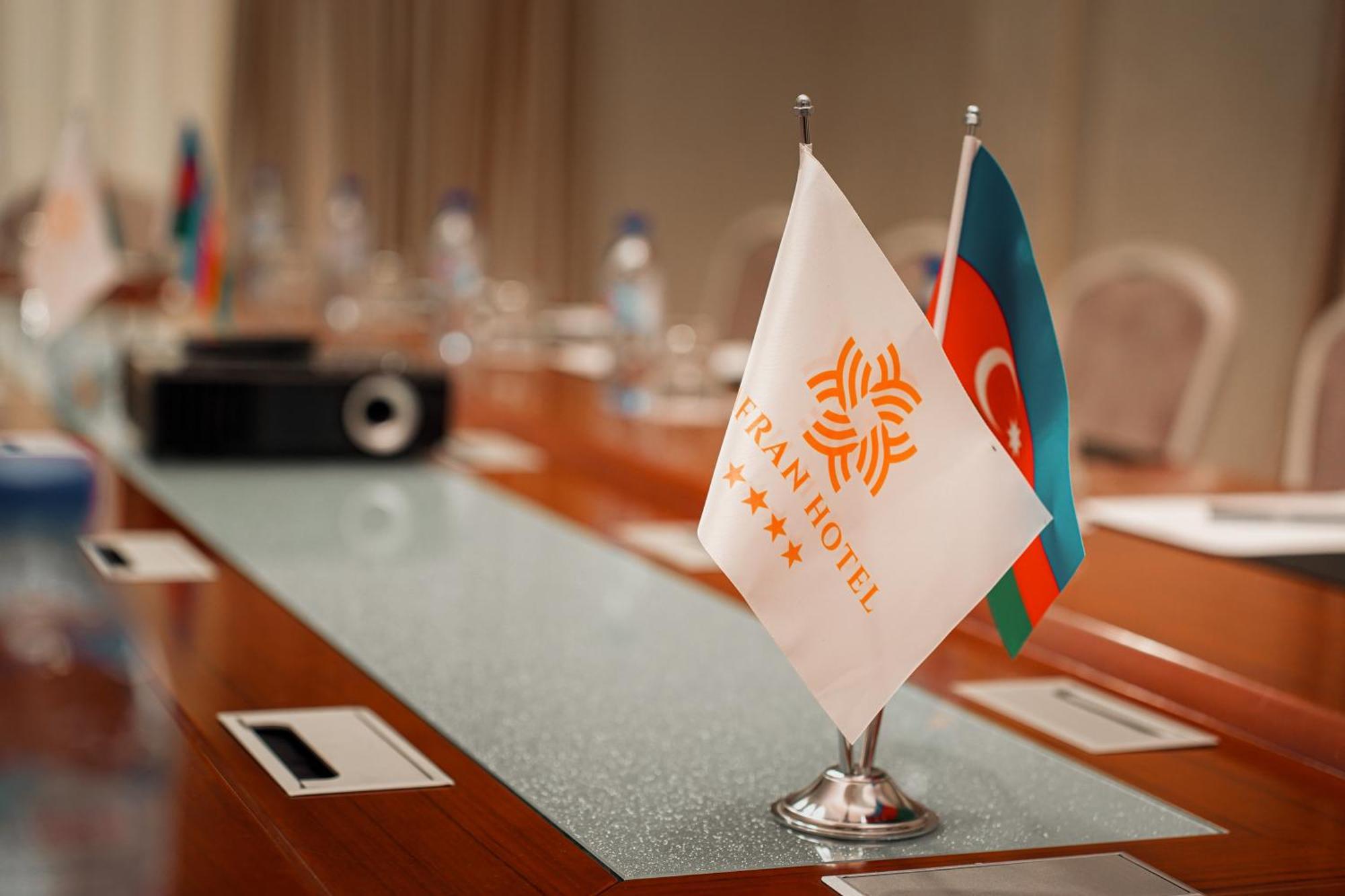 Safran Hotel Baku Ngoại thất bức ảnh